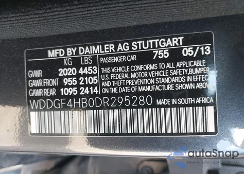 2013 Mercedes-Benz C 250 Sport z USA, uszkodzony, nr VIN WDDGF4HB0DR295280